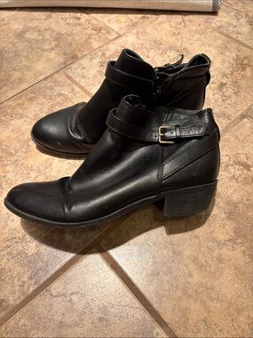 American Eagle Outfitters Black Ankle Booties with Buckle Strap